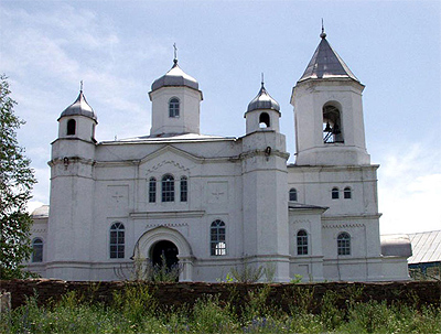Свердловск храм Петра и Павла