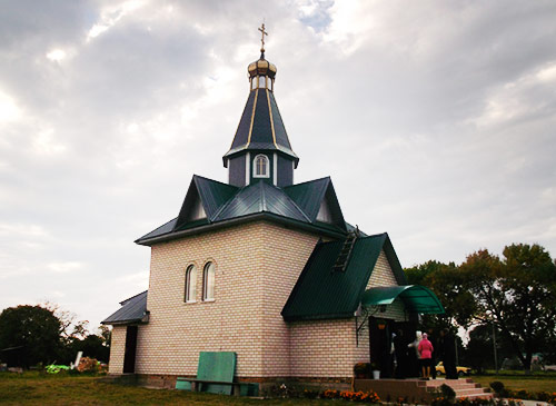 ХРАМ В ЧЕСТЬ ВОЛЫНСКОЙ ИКОНЫ БОГОРОДИЦЫ С. ЧОЛНИЦА